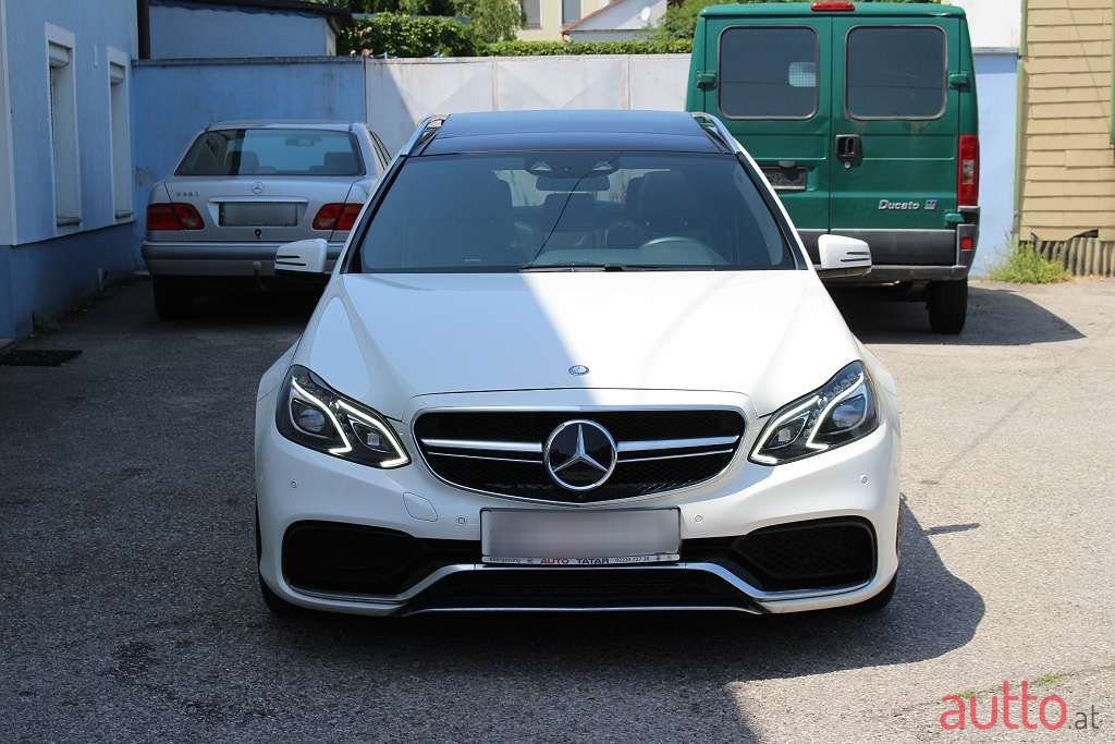 2014' Mercedes-Benz E-Klasse photo #6