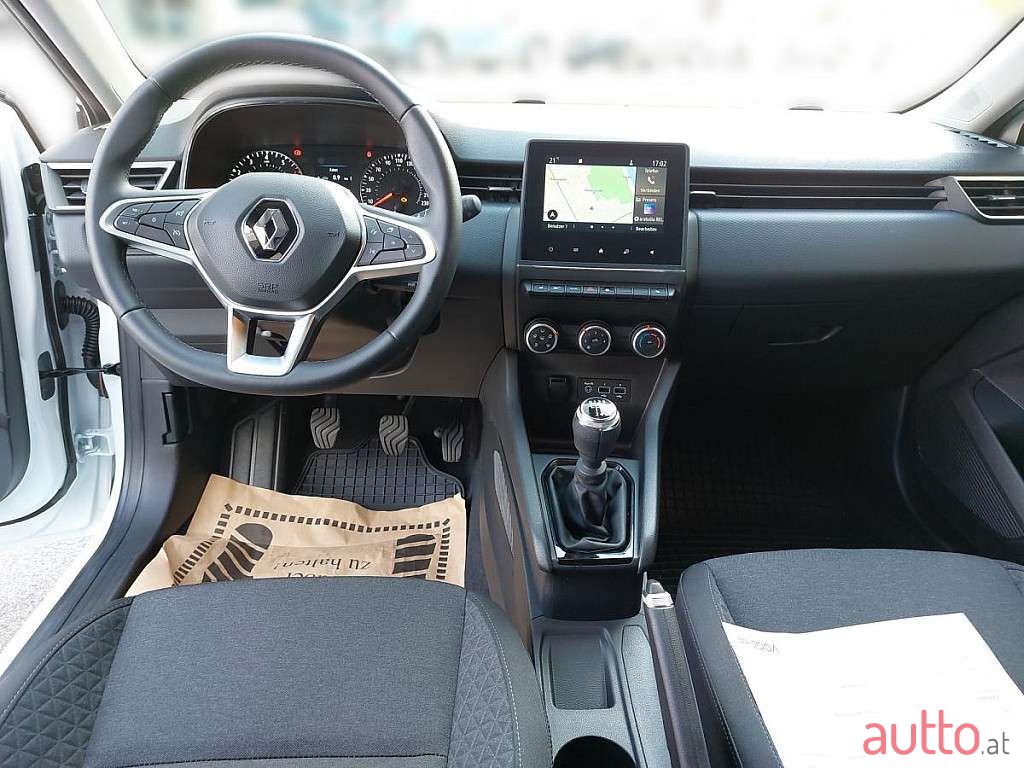 2022' Renault Clio photo #6