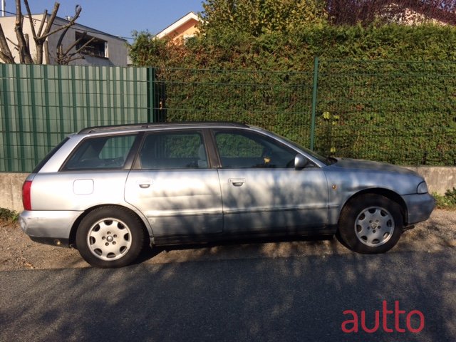 1999' Audi A4 photo #1