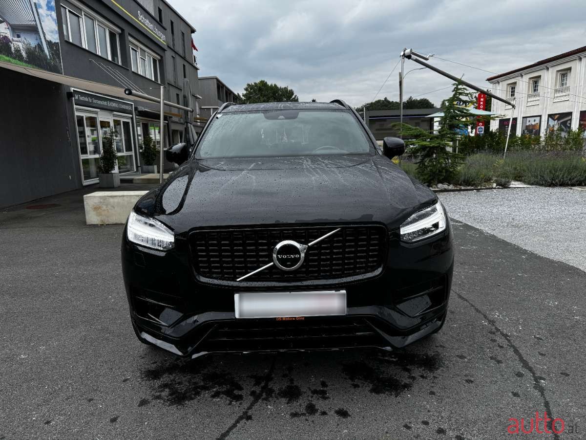 2021' Volvo XC90 photo #2