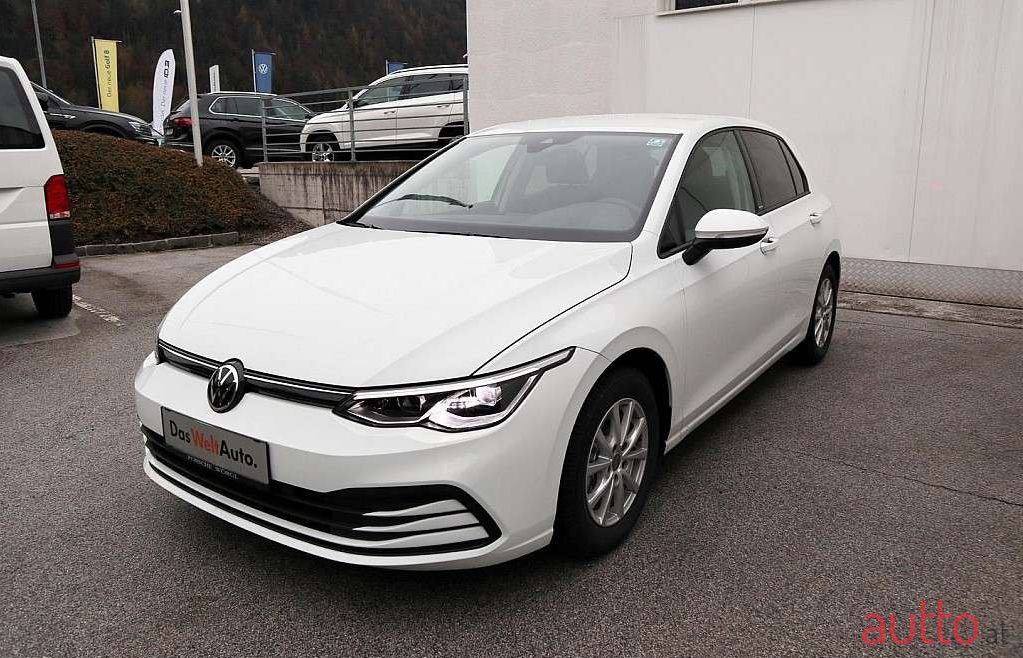 2020' Volkswagen Golf photo #1