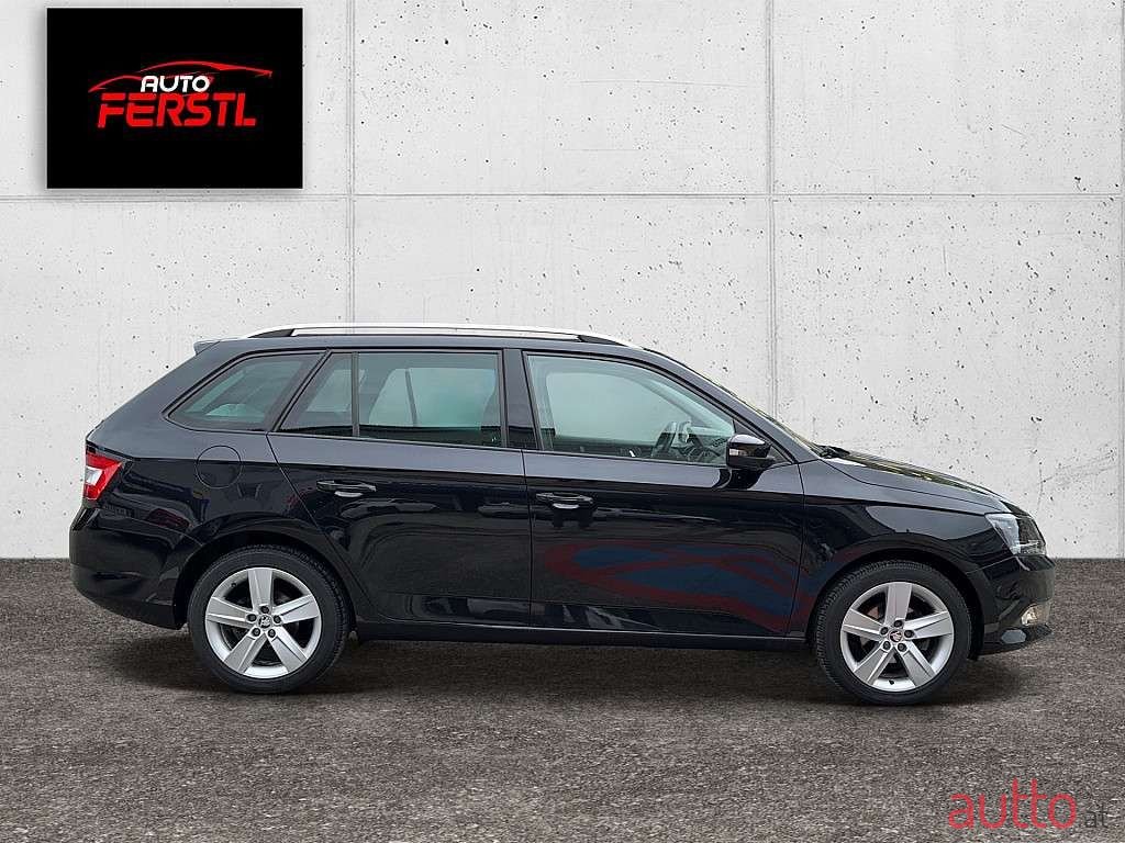 2017' Skoda Fabia photo #6