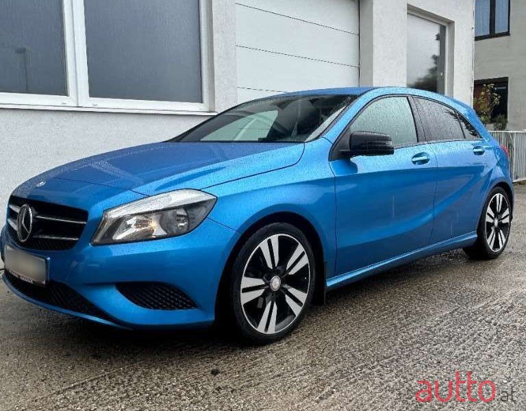 2013' Mercedes-Benz A-Klasse photo #3