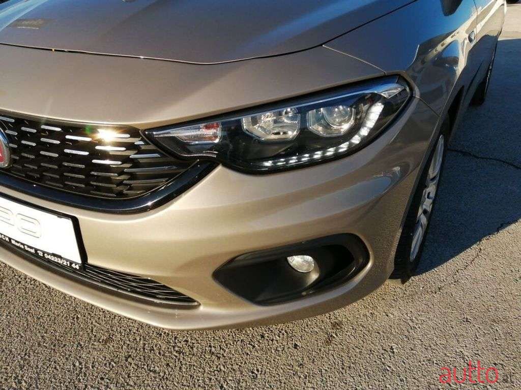 2016' Fiat Tipo photo #2
