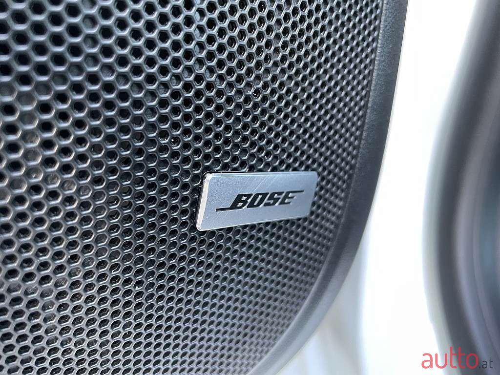 2018' Renault Megane photo #5