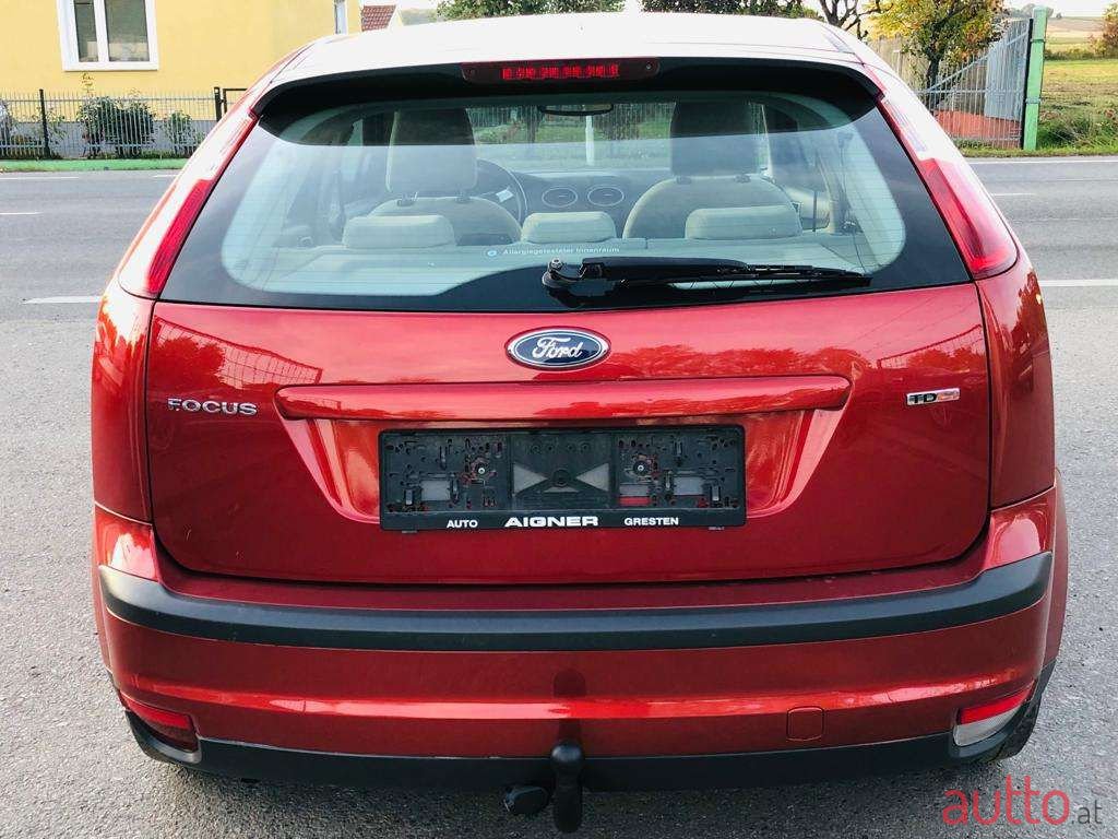 2006' Ford Focus photo #4
