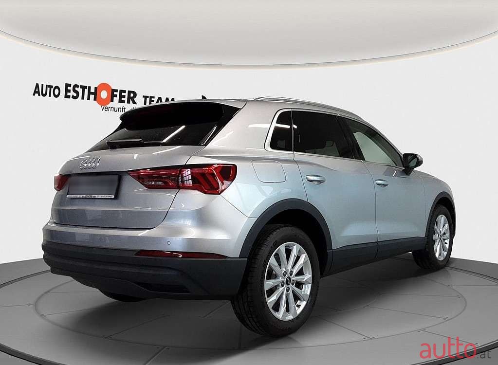 2022' Audi Q3 photo #5