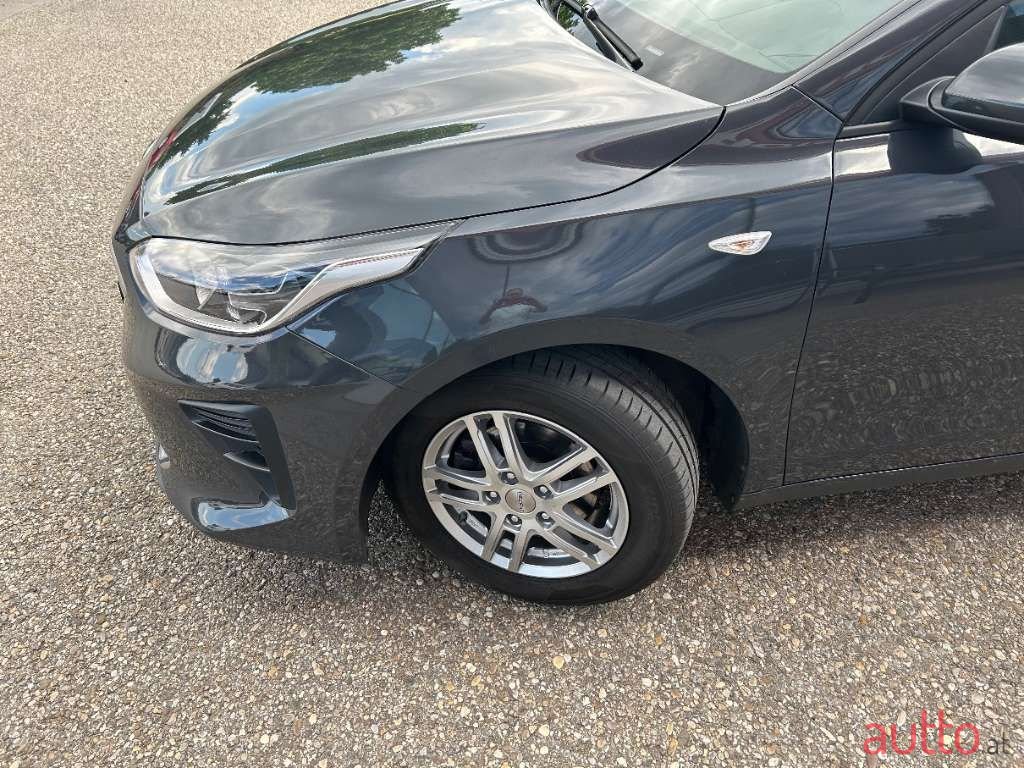 2019' Kia Ceed photo #4