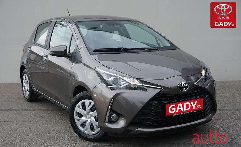 2020' Toyota Yaris photo #1
