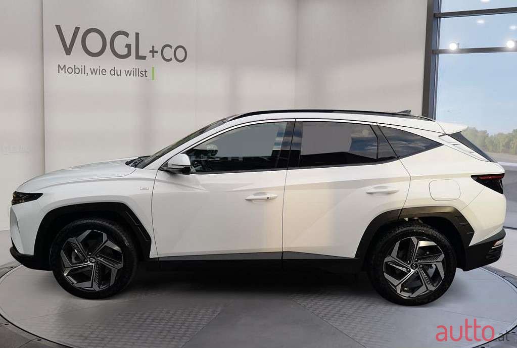 2021' Hyundai Tucson photo #2