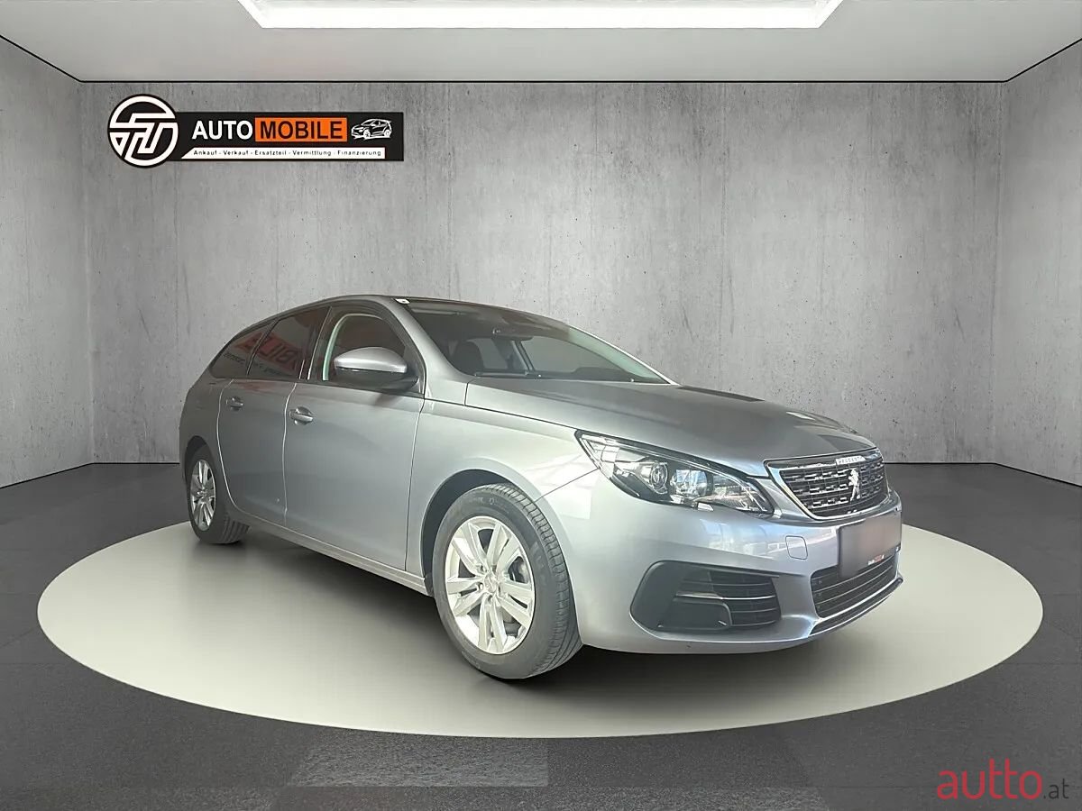 2020' Peugeot 308 photo #3