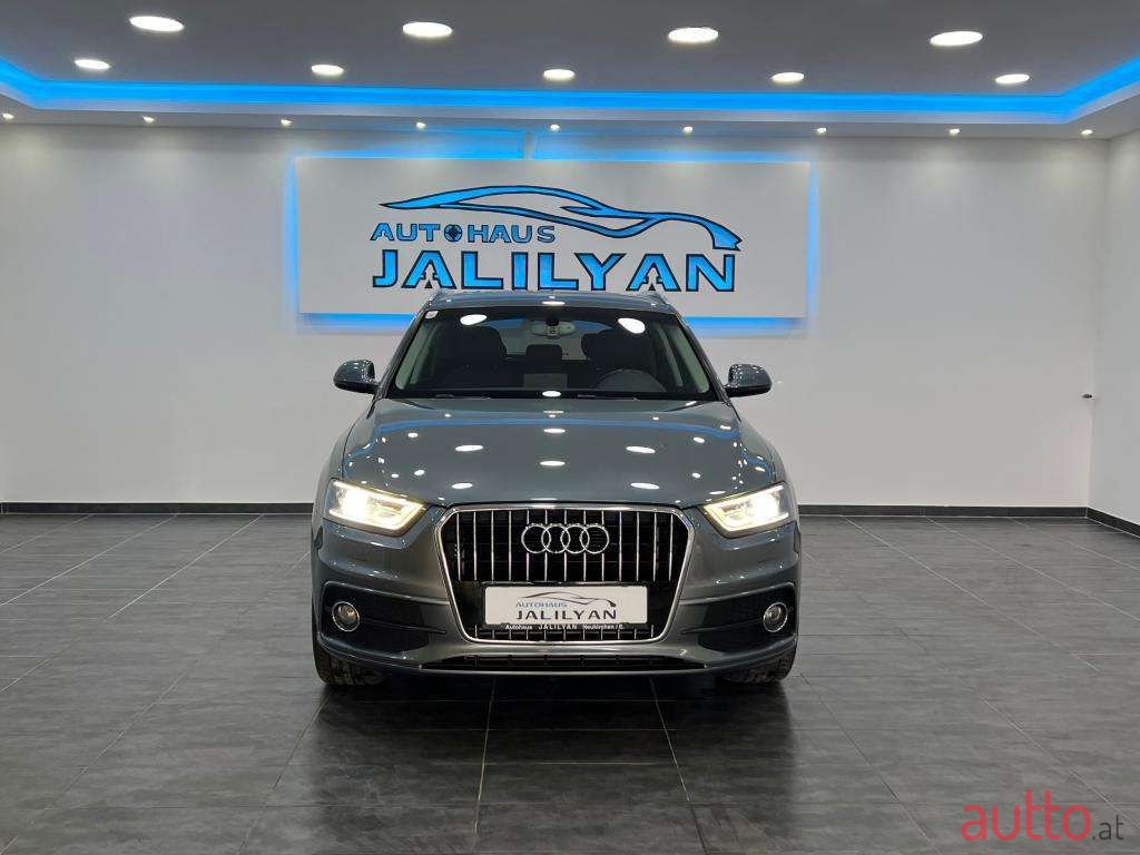 2012' Audi Q3 photo #5