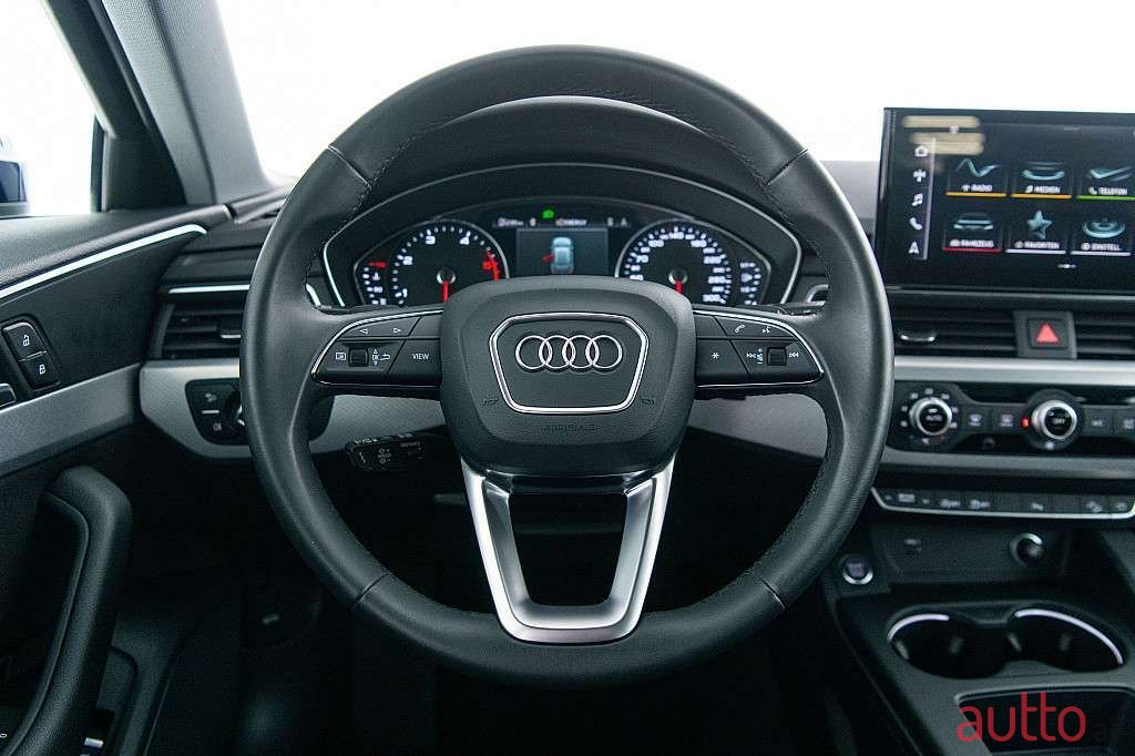 2022' Audi A4 Allroad photo #6