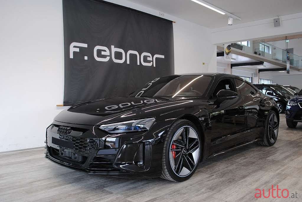 2021' Audi e-tron photo #1