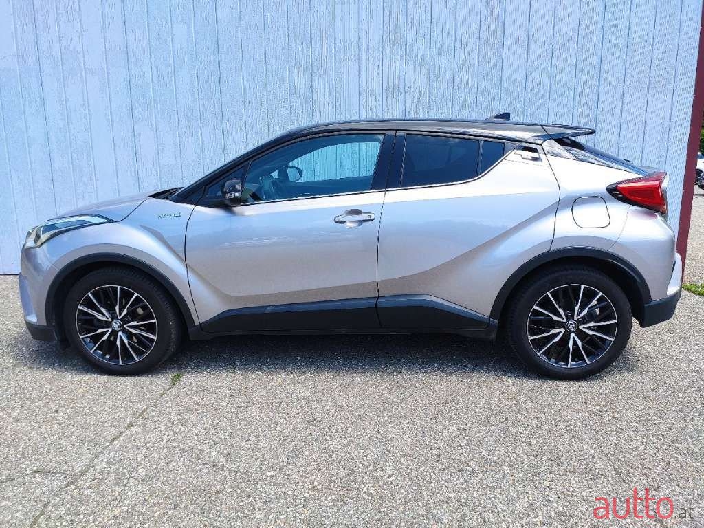 2018' Toyota C-Hr photo #2