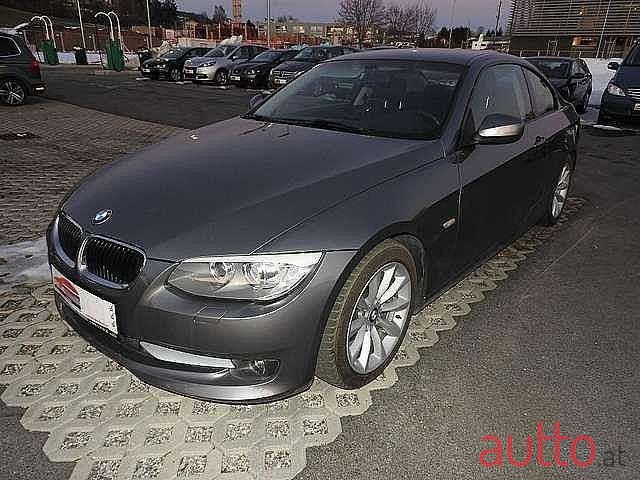 2012' BMW 3Er-Reihe photo #4