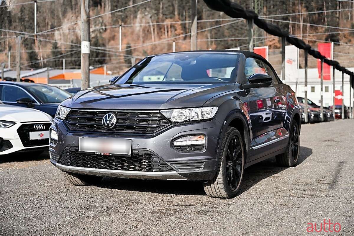 2021' Volkswagen T-Roc photo #1