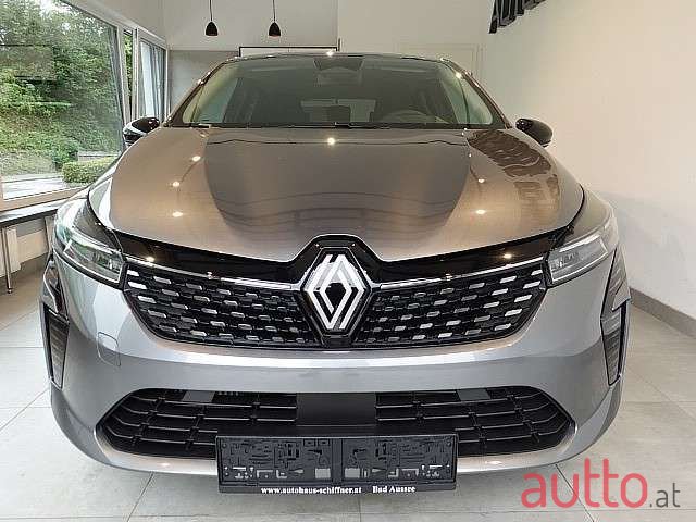 2024' Renault Clio photo #2