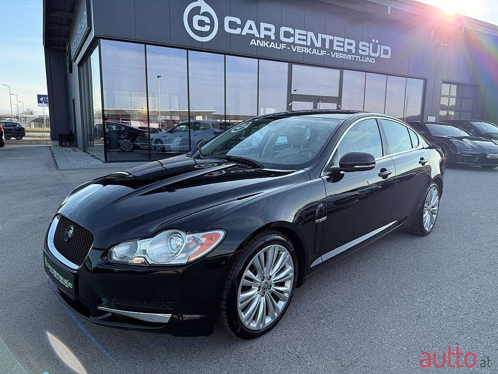 2010' Jaguar XF photo #1