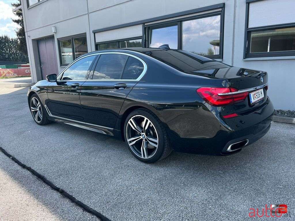 2016' BMW 7Er-Reihe photo #5