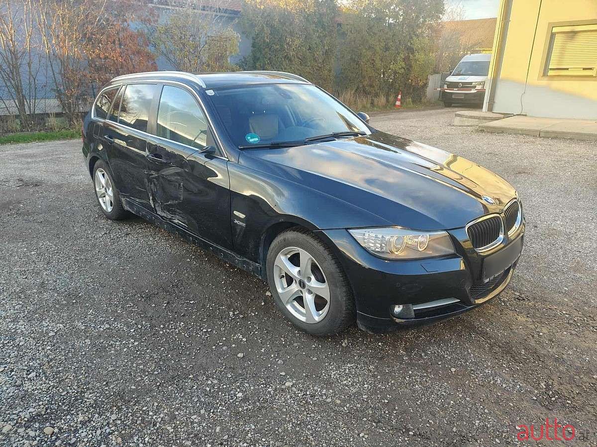 2012' BMW 3Er-Reihe photo #2