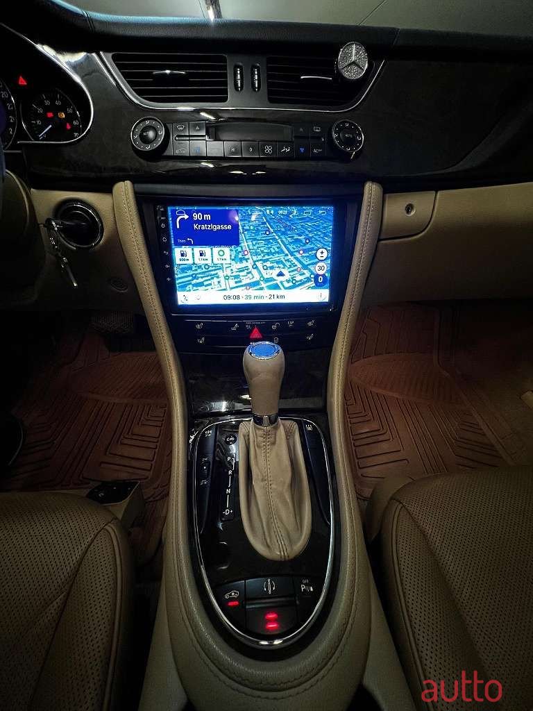 2005' Mercedes-Benz Cls-Klasse photo #6