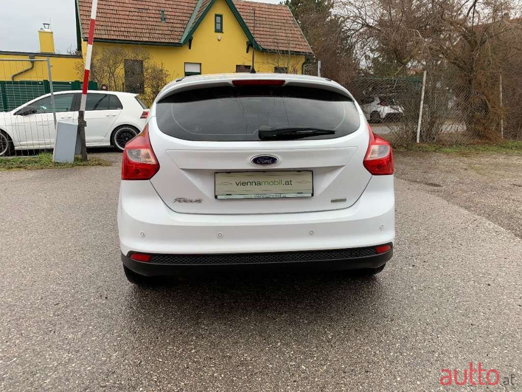 2014' Ford Focus photo #5