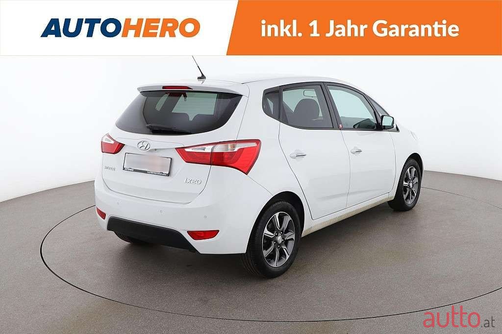 2017' Hyundai ix20 photo #5