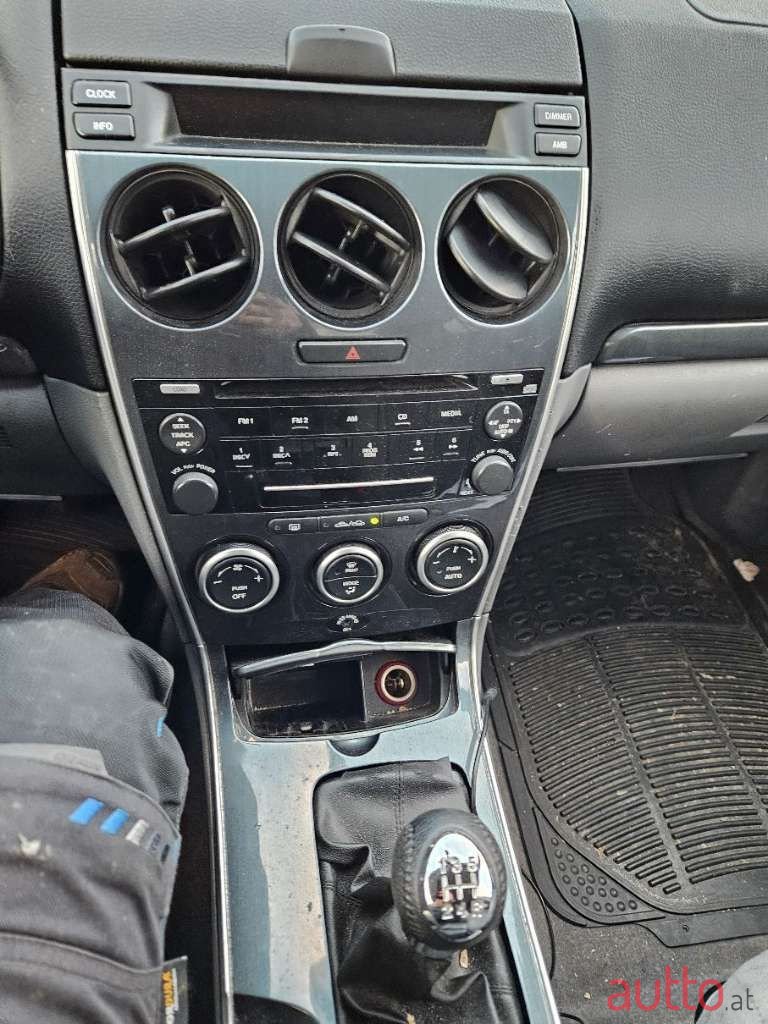 2002' Mazda Mazda6 photo #2