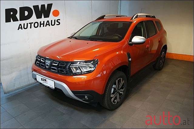 2022' Dacia Duster photo #1