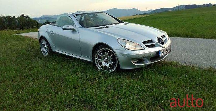 2004' Mercedes-Benz Slk-Klasse photo #2