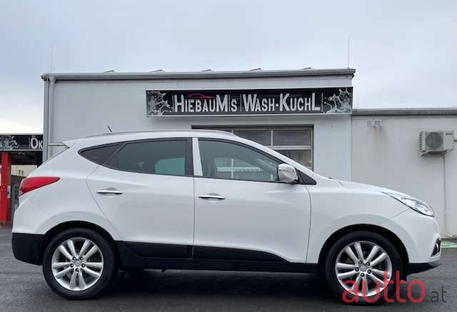 2011' Hyundai ix35 photo #5