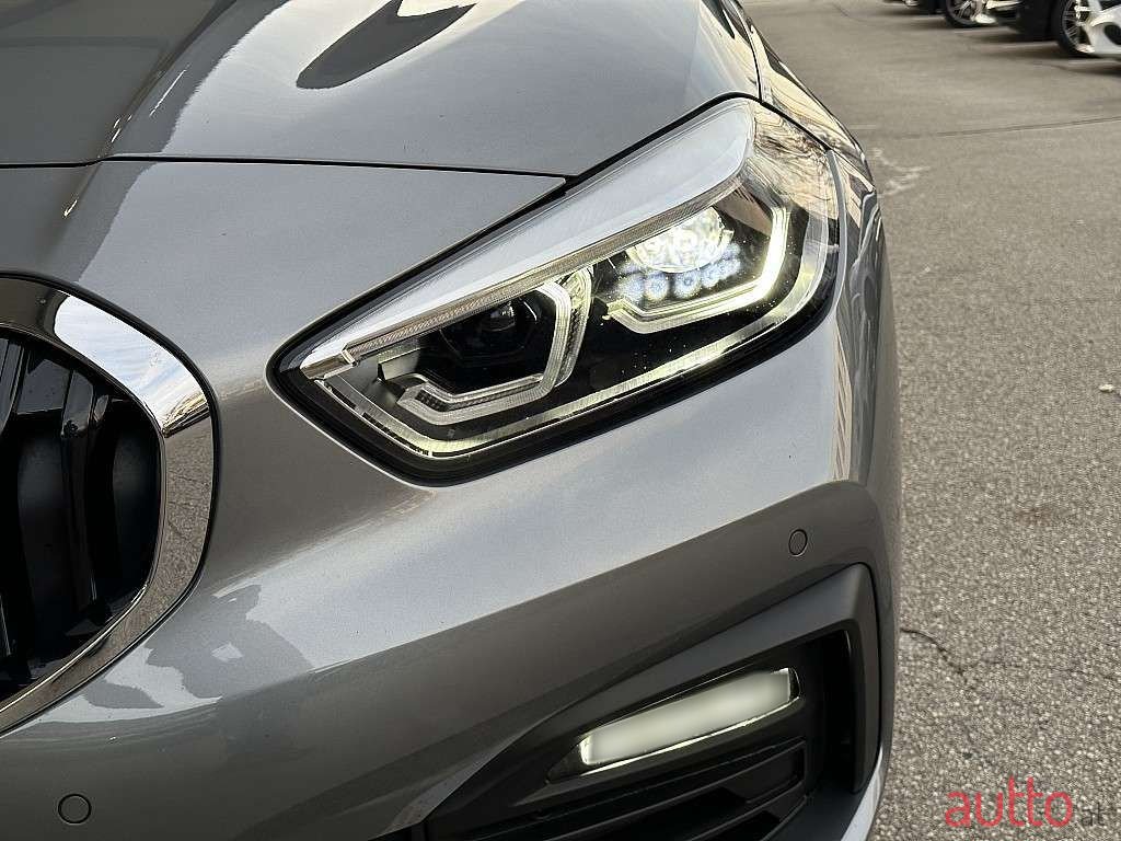 2022' BMW 1Er-Reihe photo #6