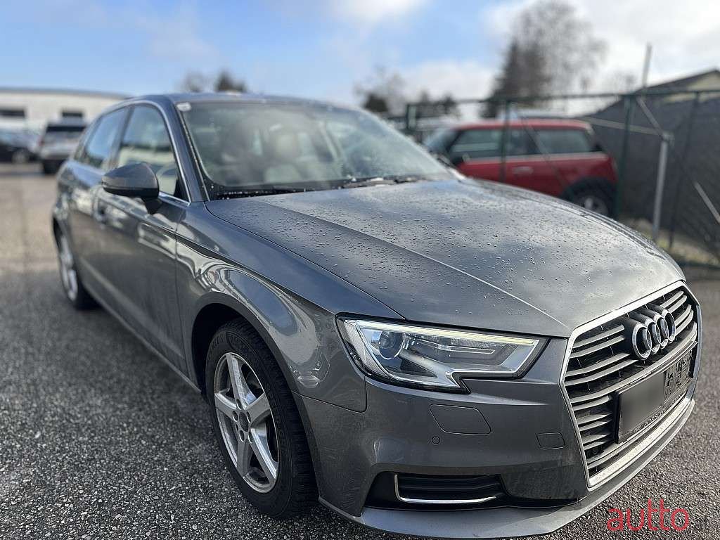 2016' Audi A3 photo #2
