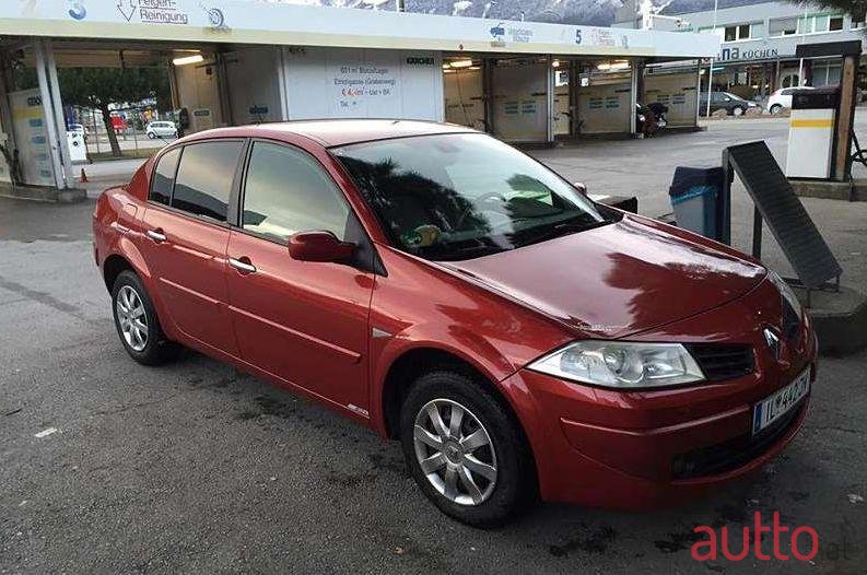 2007' Renault Megane photo #1