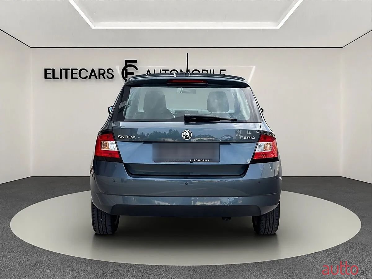 2017' Skoda Fabia photo #4