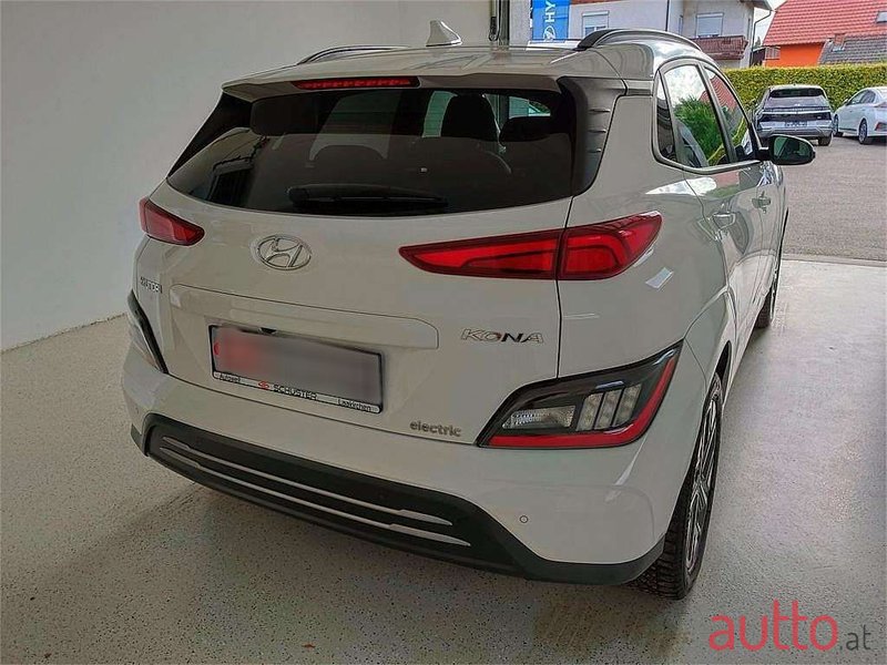 2022' Hyundai Kona photo #4