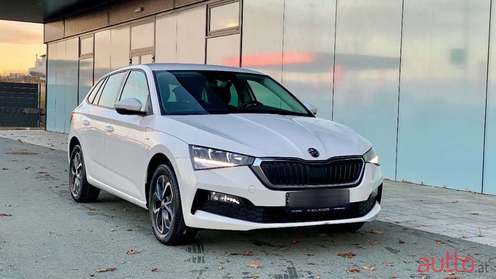 2020' Skoda Scala photo #6