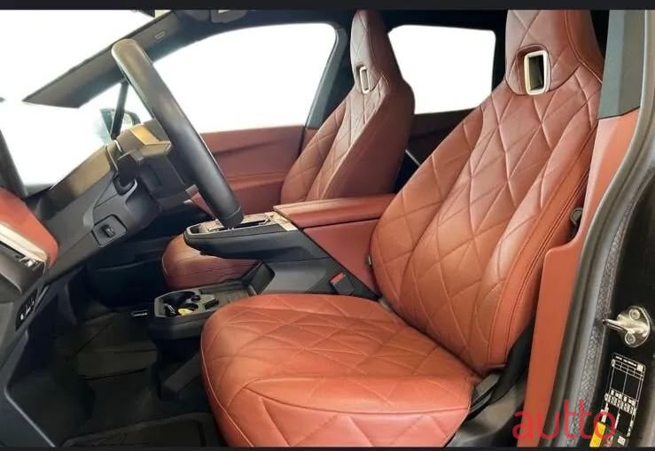 2023' BMW iX photo #2