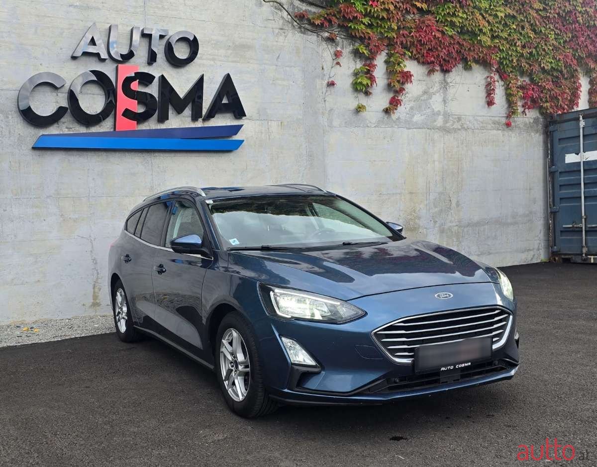 2020' Ford Focus photo #3