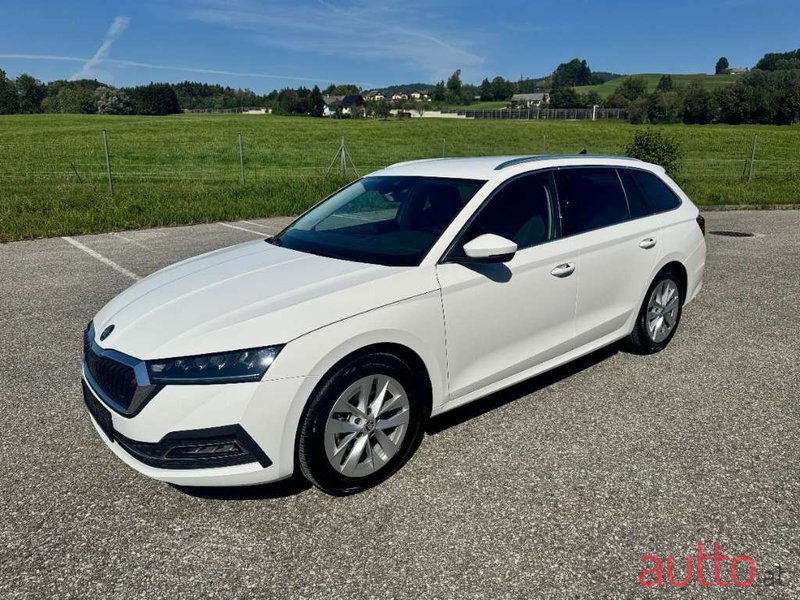 2022' Skoda Octavia photo #2