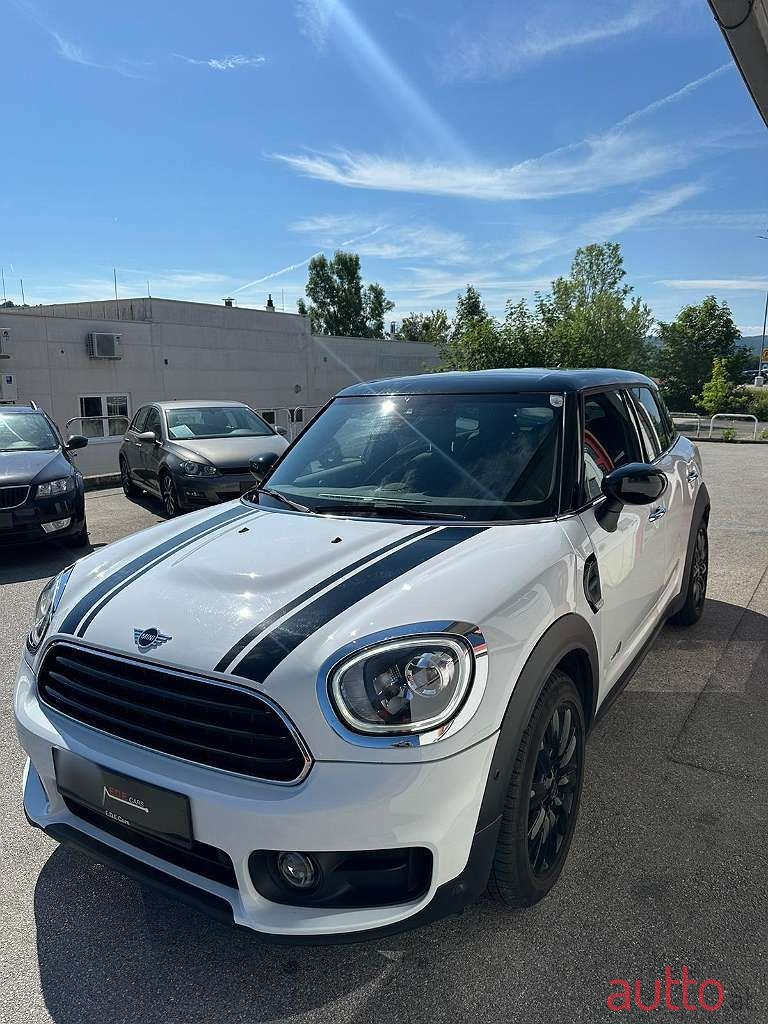 2019' MINI Countryman photo #2
