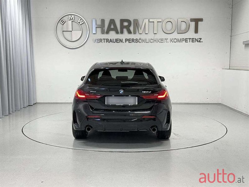 2024' BMW 1Er-Reihe photo #2