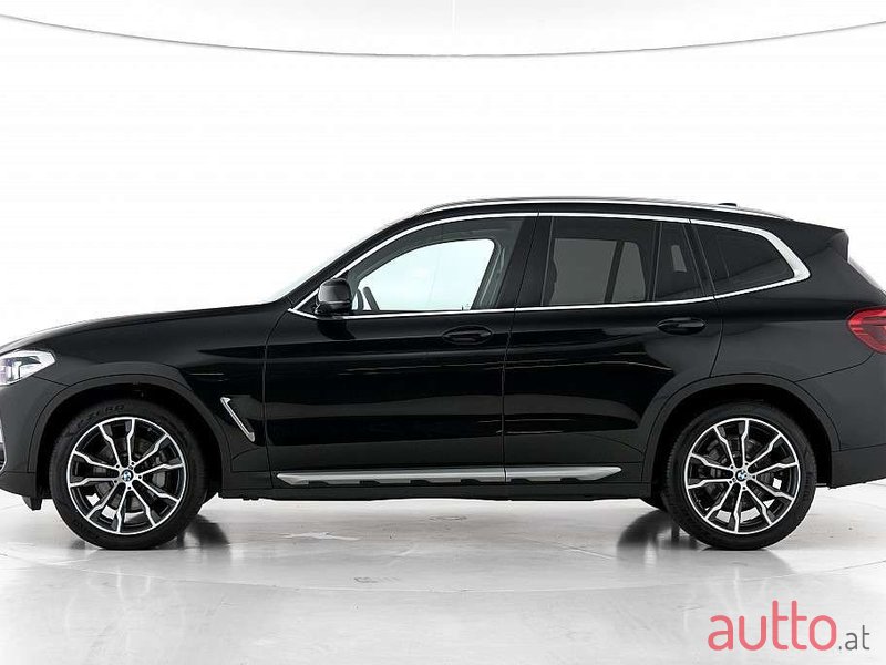 2021' BMW X3 photo #2