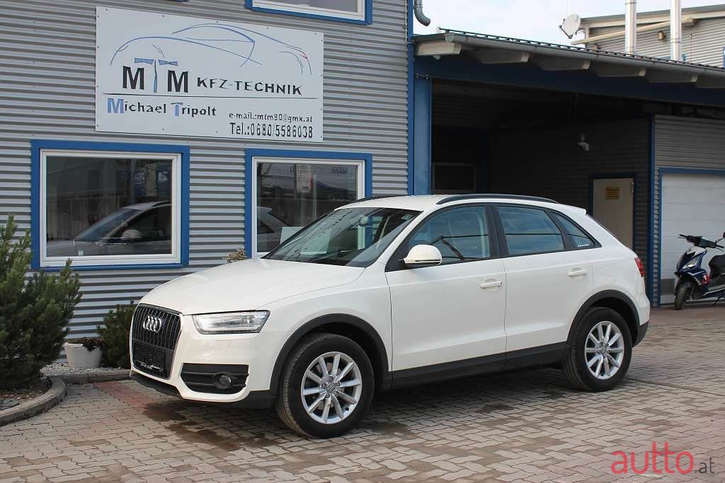 2013' Audi Q3 photo #2
