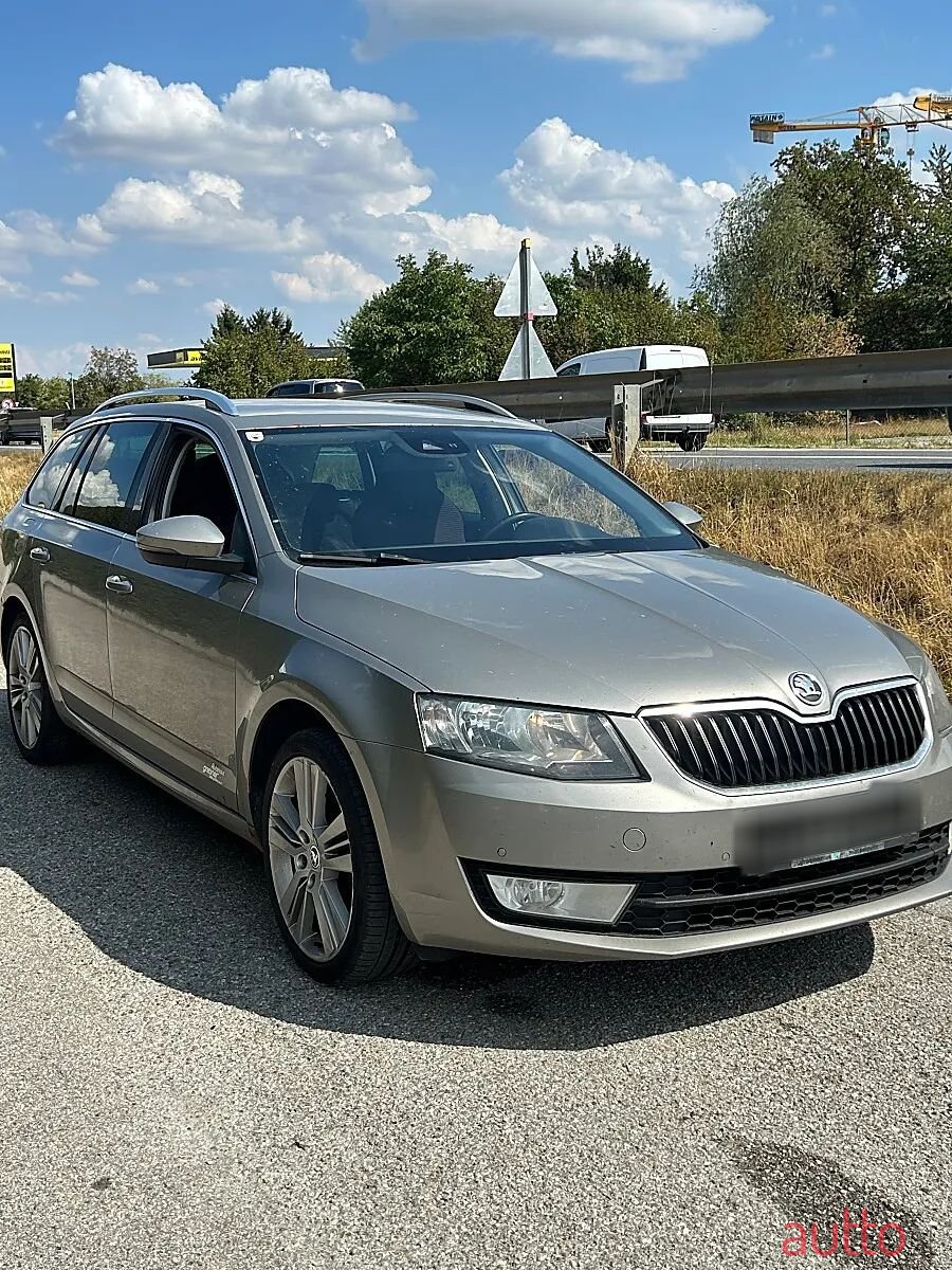 2014' Skoda Octavia photo #2