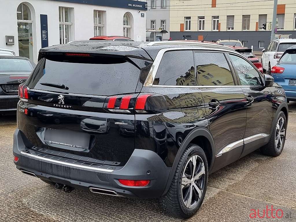 2018' Peugeot 5008 photo #5