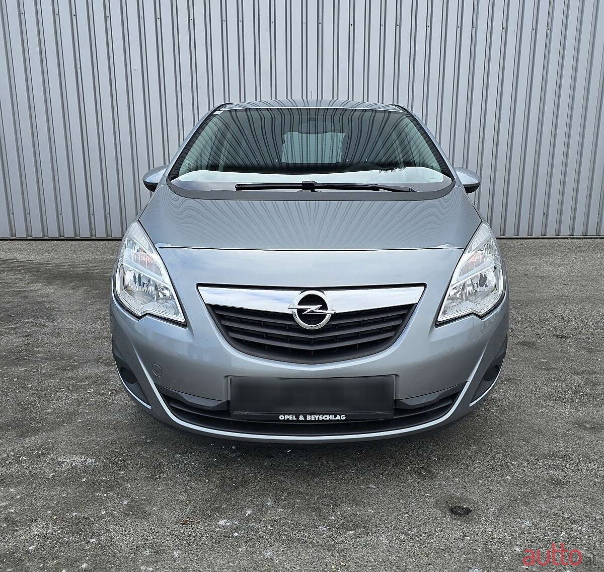 2011' Opel Meriva photo #2