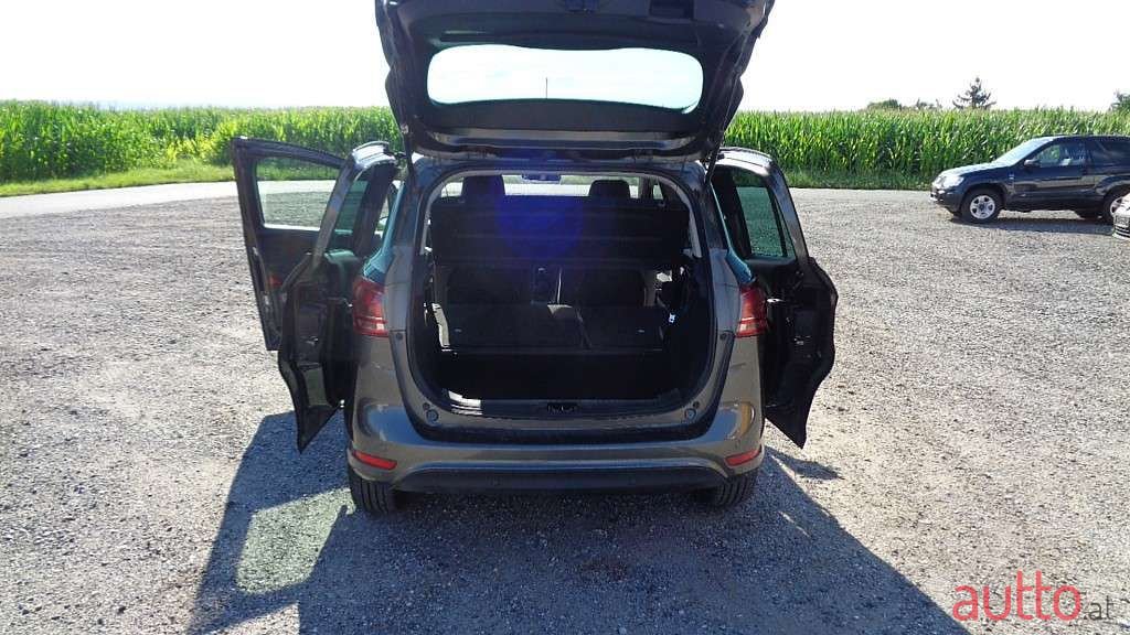 2017' Ford B-MAX photo #4