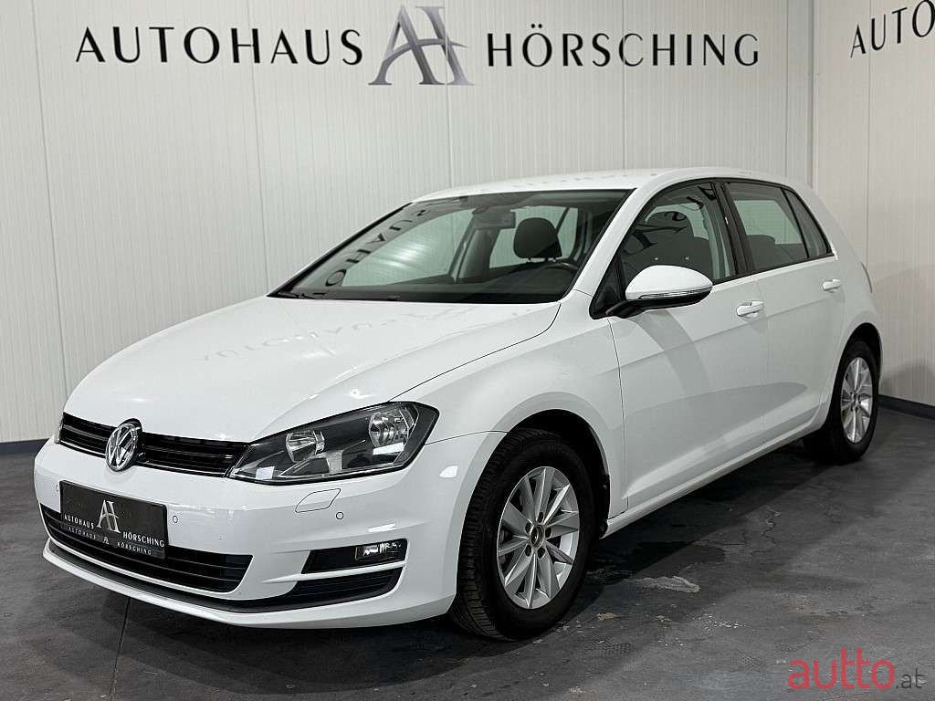 2014' Volkswagen Golf photo #3